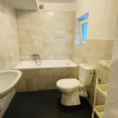 Marynarska 19 ダルウフコ