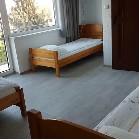 Marynarska 19