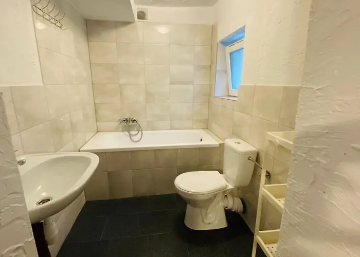 Marynarska 19 دارووفكو