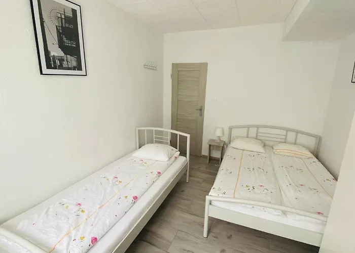 Marynarska 19 منزل للإقامة *