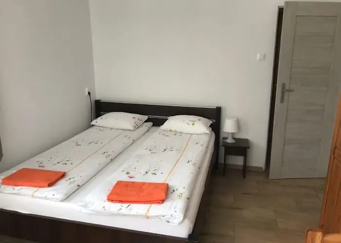 Marynarska 19 منزل للإقامة *